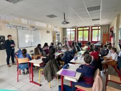 Rencontre avec des élèves de l'école publique de Saint-Domineuc