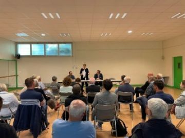 Salle comble hier soir pour la dernière réunion publique de ma campagne dans le quartier de #Villejean à #Rennes. Un grand merci pour votre soutien...