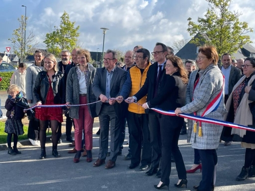 Inauguration de l'école La Rose des Vents à Boisgervilly