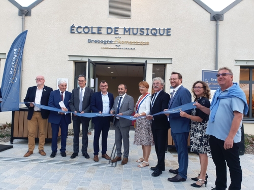 Inauguration de l'école de musique à Combourg