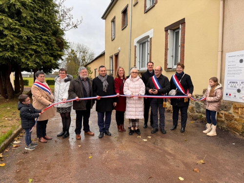 Inauguration de logements communaux à Landujan