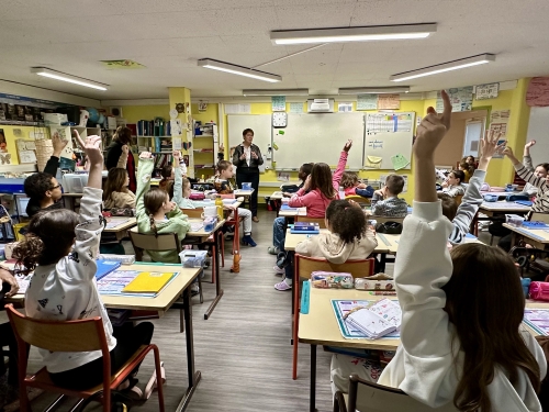 Parlement des enfants : échanges avec des élèves à Montfort-sur-Meu